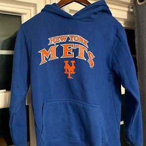 New York Mets sweatshirt